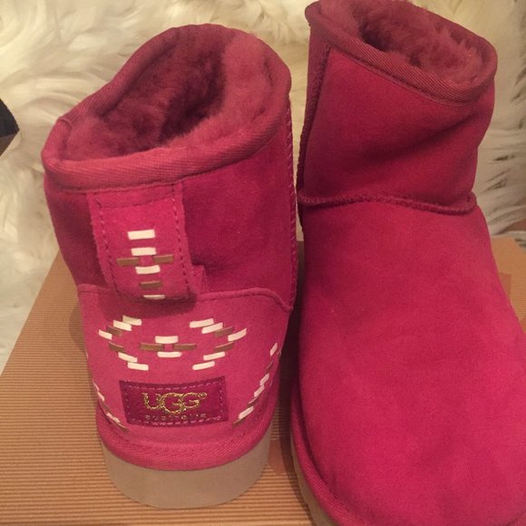 NWT Ugg Pink Boots - Picture 3 of 7